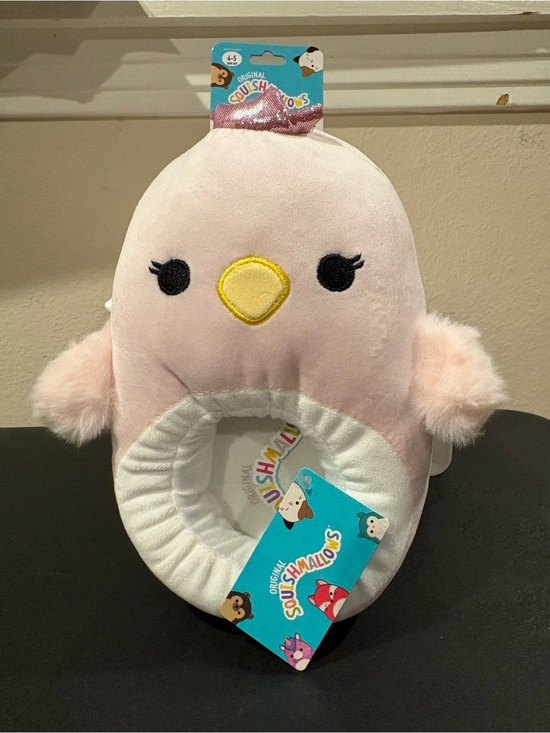 Squishmallows Other - Squishmallow Plush Slippers Alyssa the Swan Kids Youth Size 6 / 7 Fast Shipping